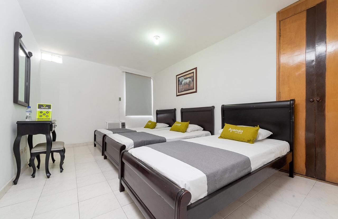 Hotel Travel Blue